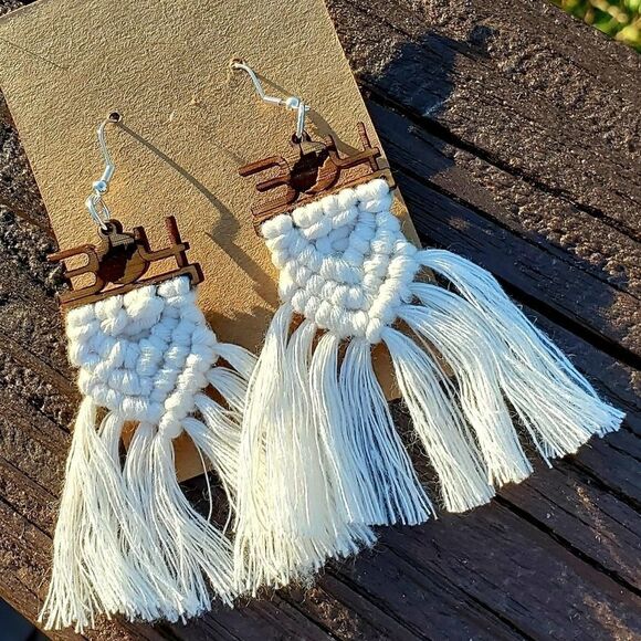 EXCLUSIVE 304 Tees Logo Earrings - Picture 1 of 1